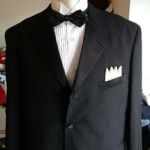 Phat Farm 4 bottom tuxedo blazer 40-42 long $36